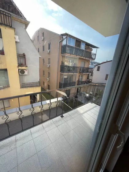 Garibaldijeva 4 | 4zida.rs