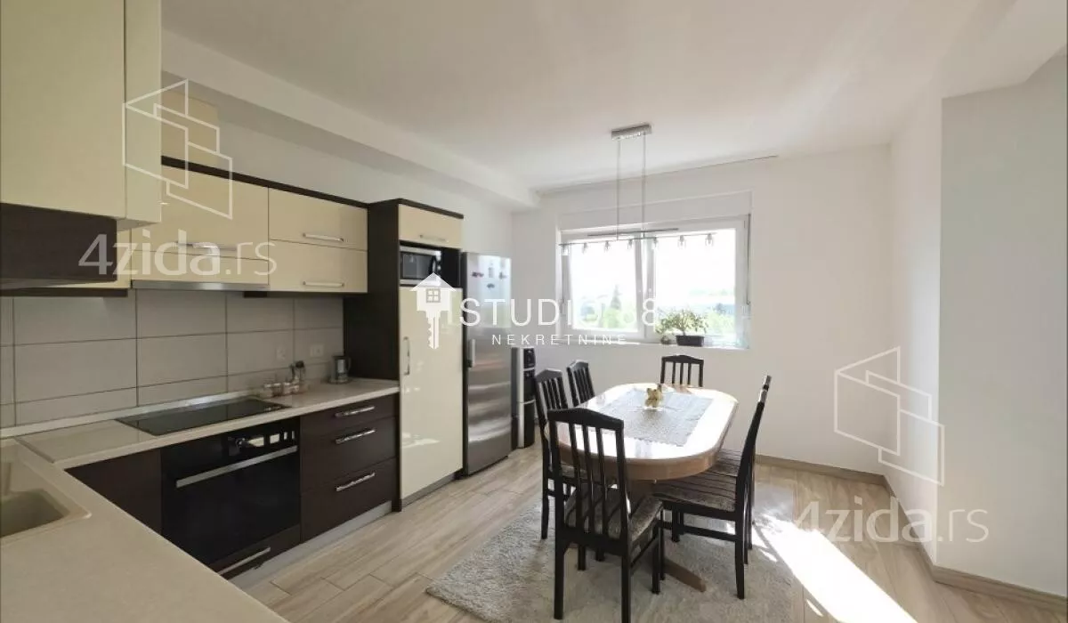 Četvorosoban stan | 4zida