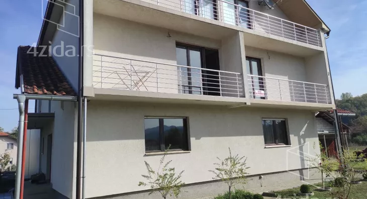 3-etažna kuća | 4zida