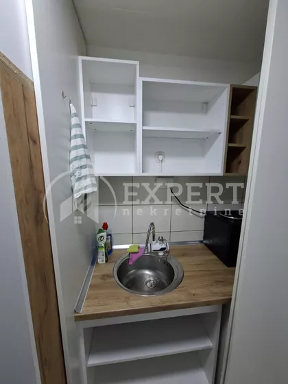Knjazevačka | 4zida.rs