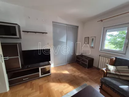 Jugovićevo | 4zida.rs