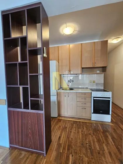 Nova Detelinara | 4zida.rs