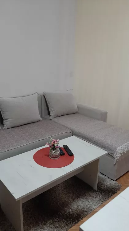 Cara Dušana | 4zida.rs