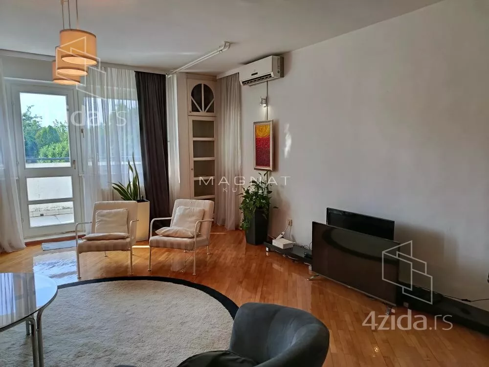5-etažna kuća | 4zida