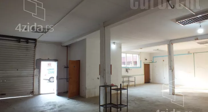 Poslovni prostor | 4zida
