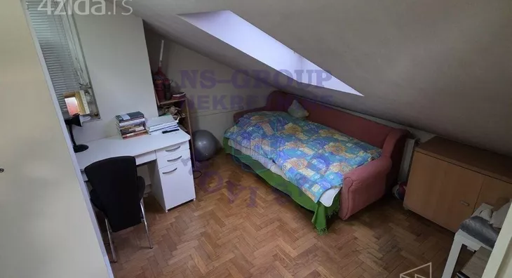 Šestosoban stan | 4zida