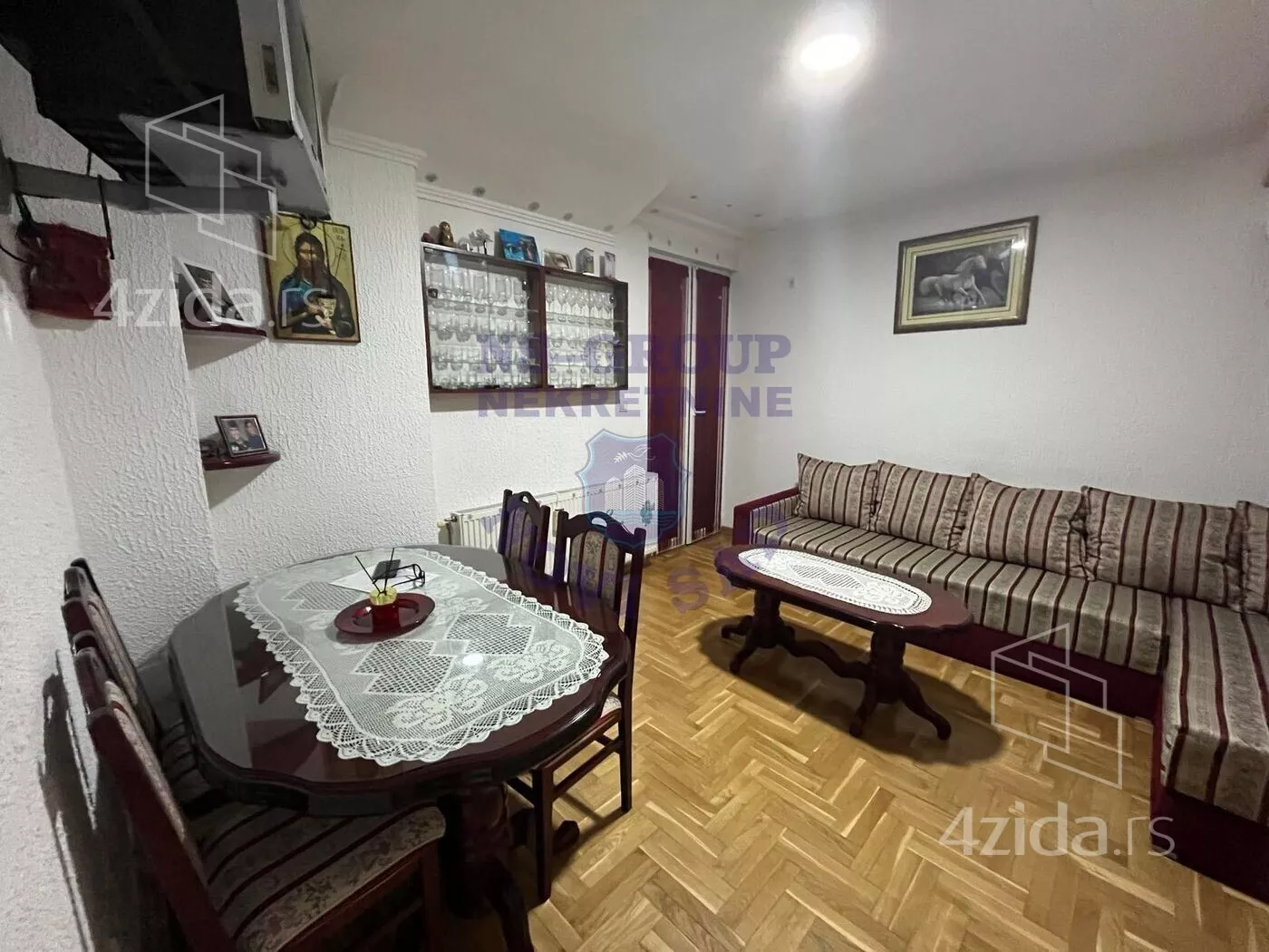 Troiposoban stan | 4zida