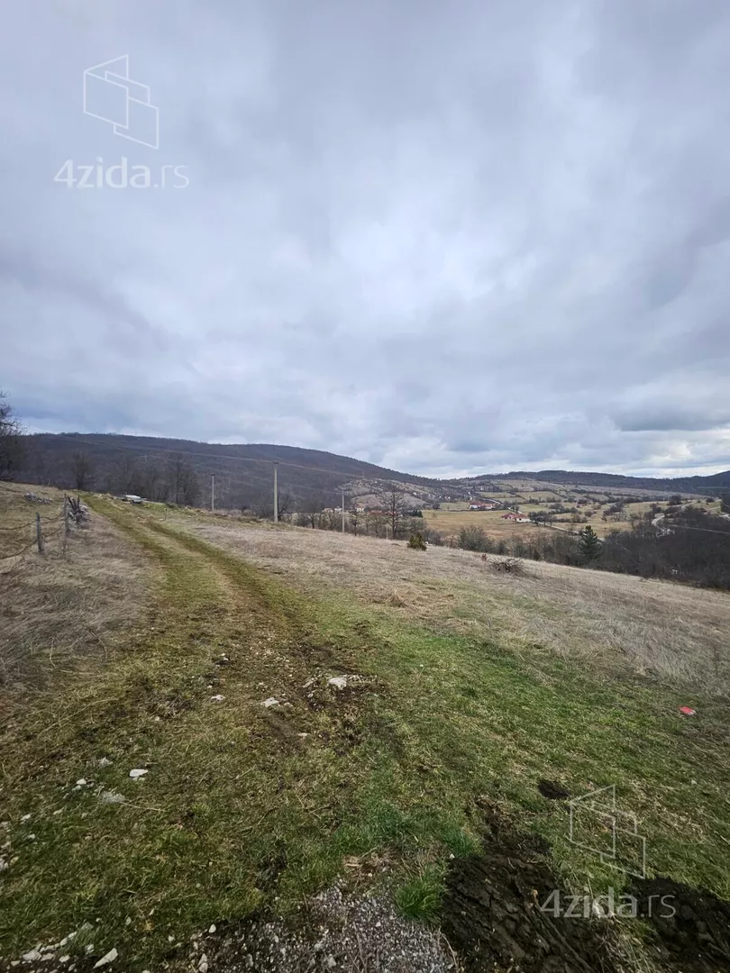 Građevinsko zemljište | 4zida