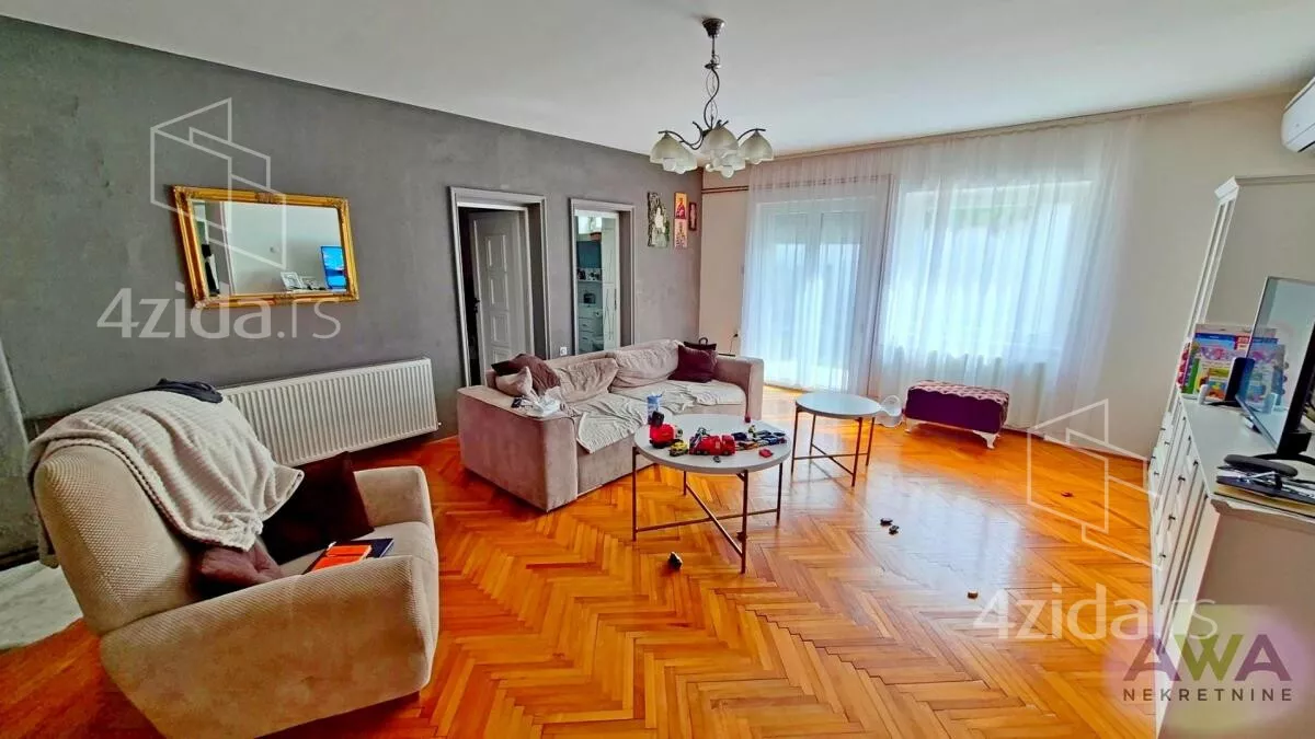 Kuća | 4zida