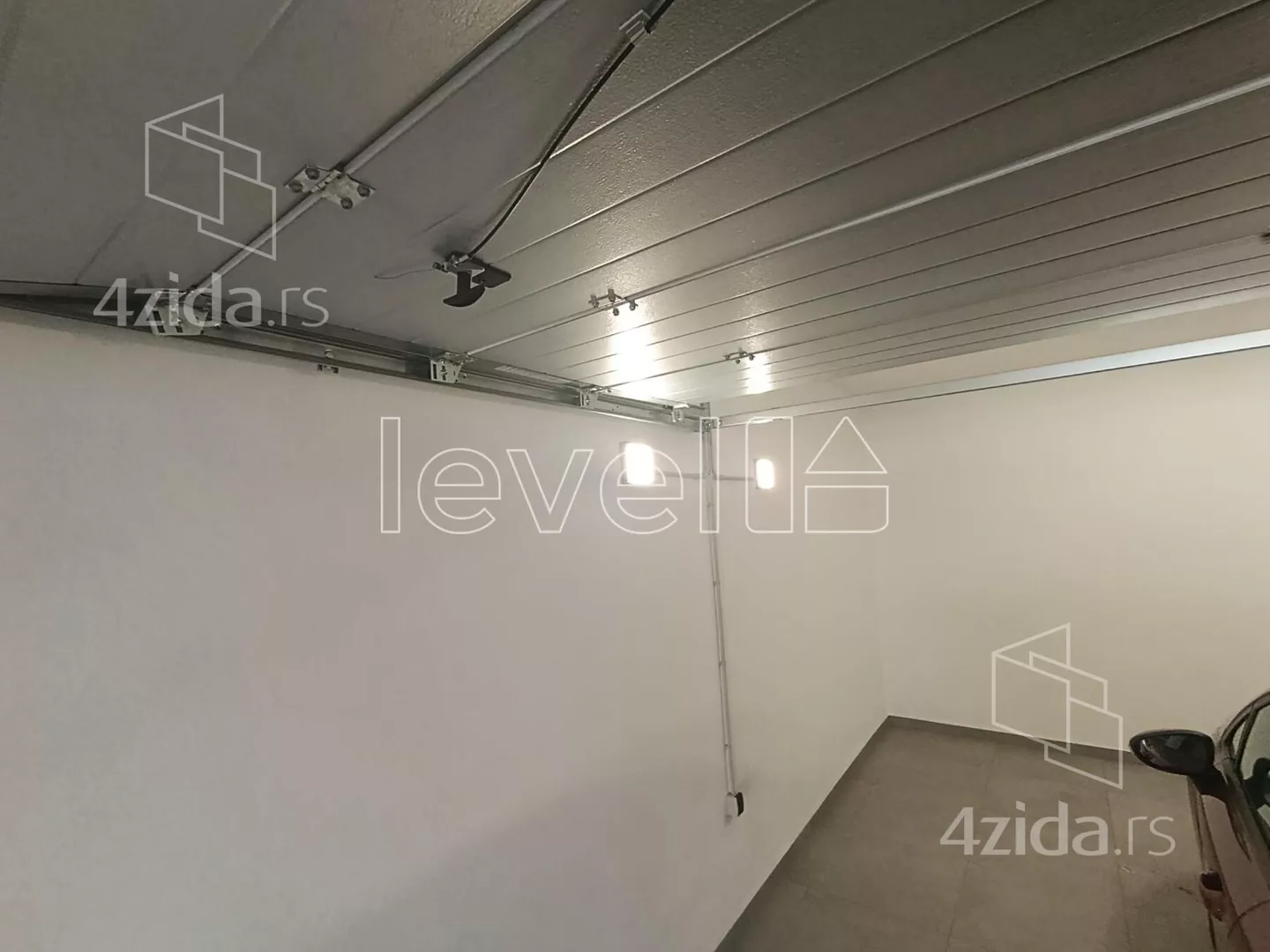 Garaža | 4zida