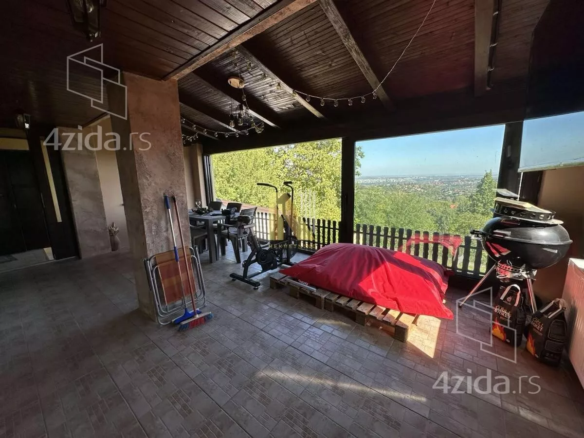 Kuća | 4zida