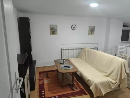 Lazara Komarčića 16 | 4zida.rs