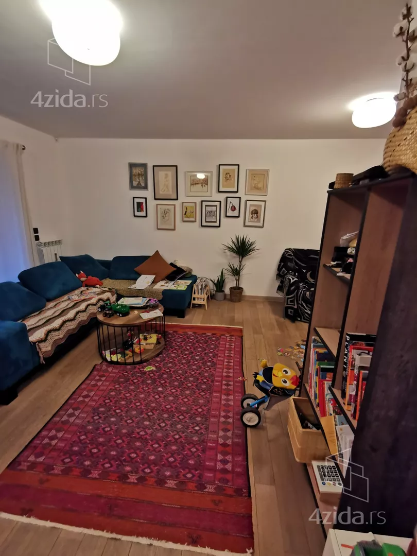 Četvorosoban stan | 4zida