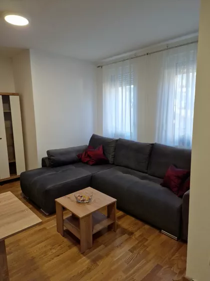 Luke Sučića 2 | 4zida.rs