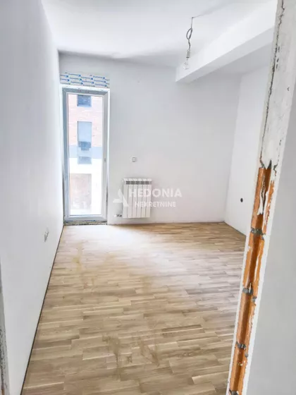 Milana Rakića | 4zida.rs