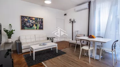 Skupština | 4zida.rs