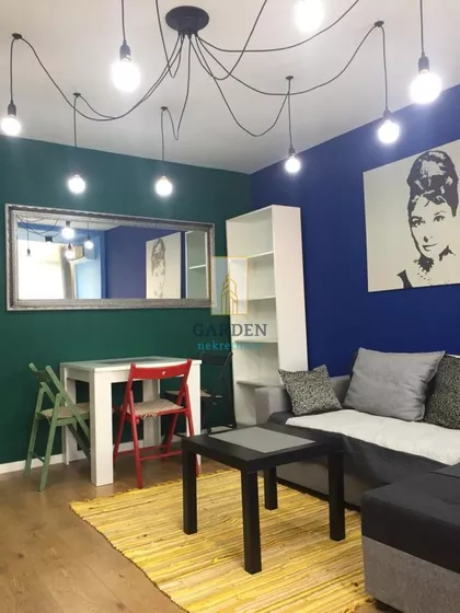 Ustanička | 4zida.rs