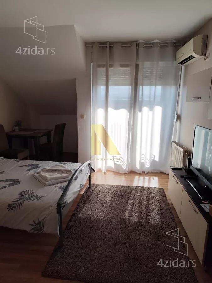 Garsonjera | 4zida