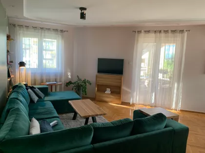 Radnička 28 | 4zida.rs