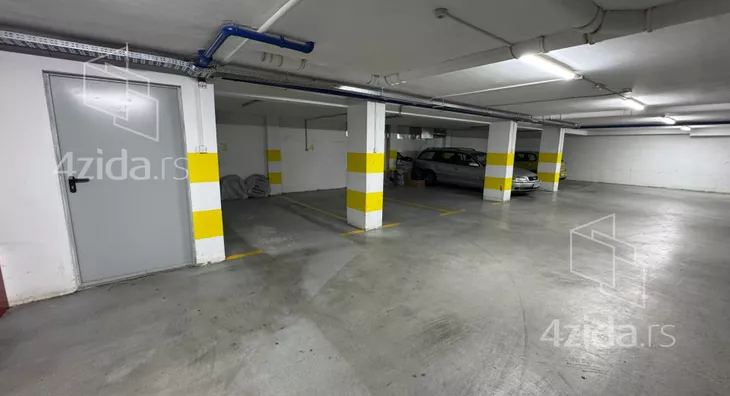 Garaža | 4zida