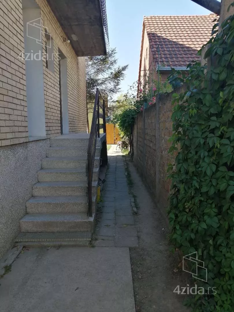 4-etažna kuća | 4zida