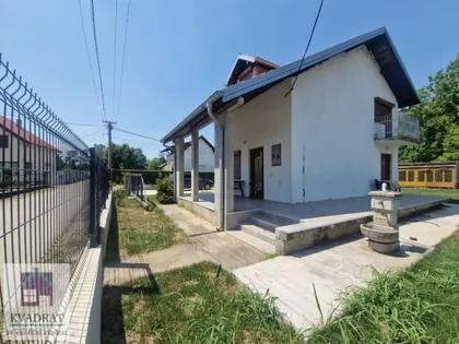 Zvečka | 4zida.rs
