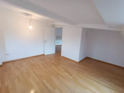 Varovnička | 4zida.rs