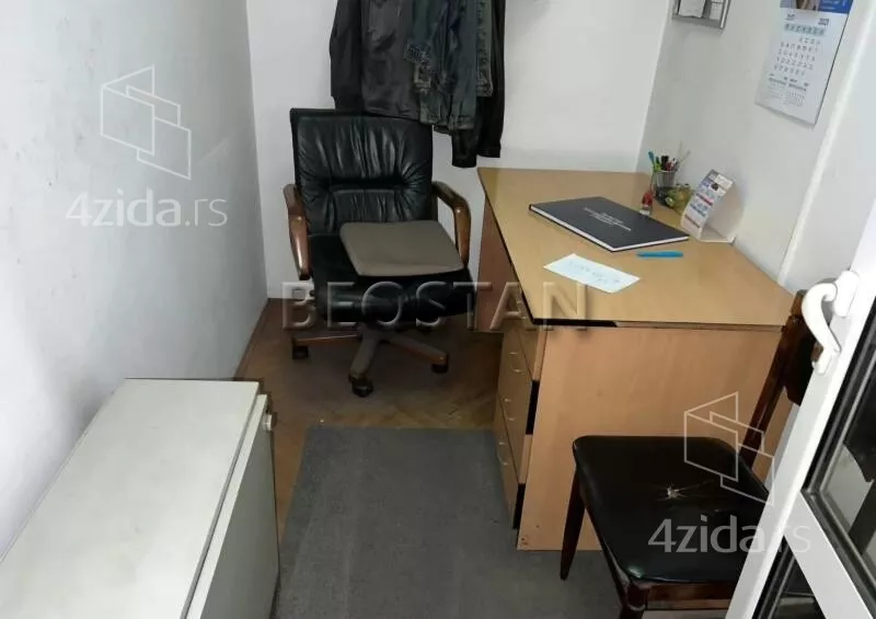 Lokal | 4zida