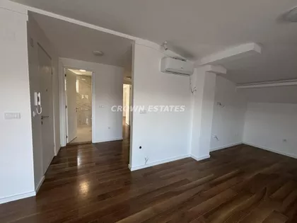 Kraljice  Jelene | 4zida.rs