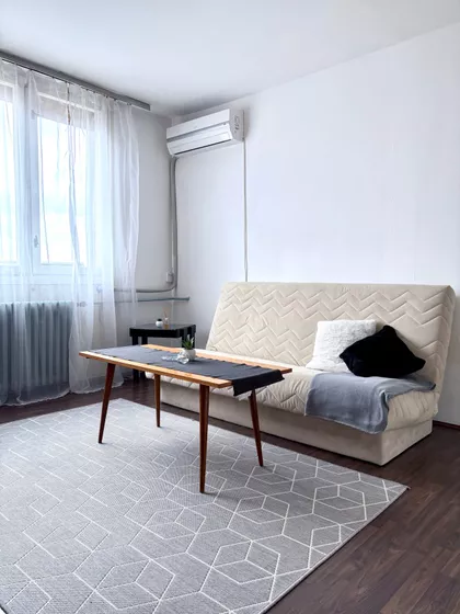 Segedinski Put 17 | 4zida.rs