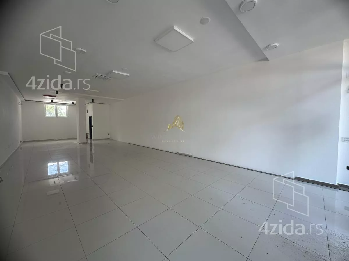 Lokal | 4zida