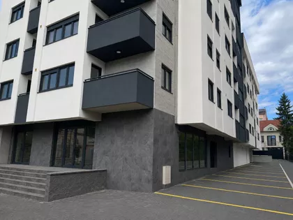 Milovana Gušića 15 | 4zida.rs