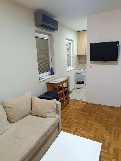 Kraljice Jelene 6 | 4zida.rs