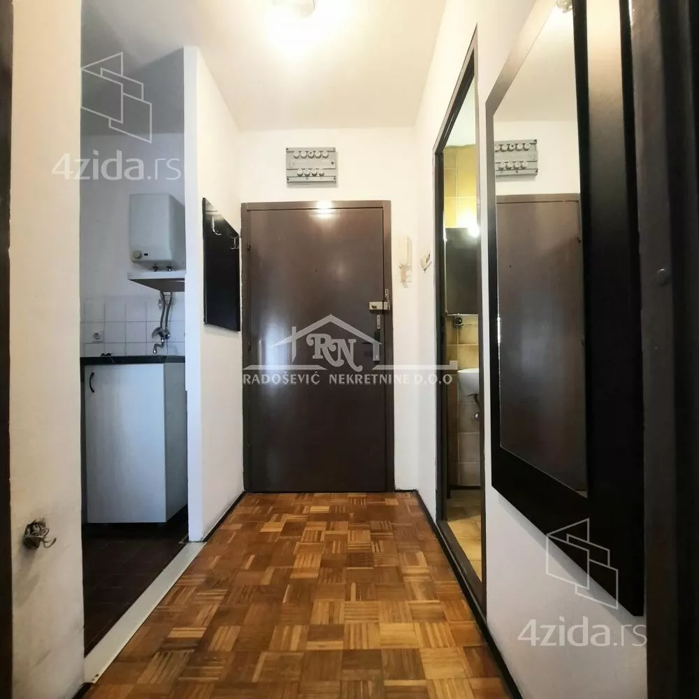 Garsonjera | 4zida