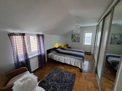 Nabokovljeva | 4zida.rs