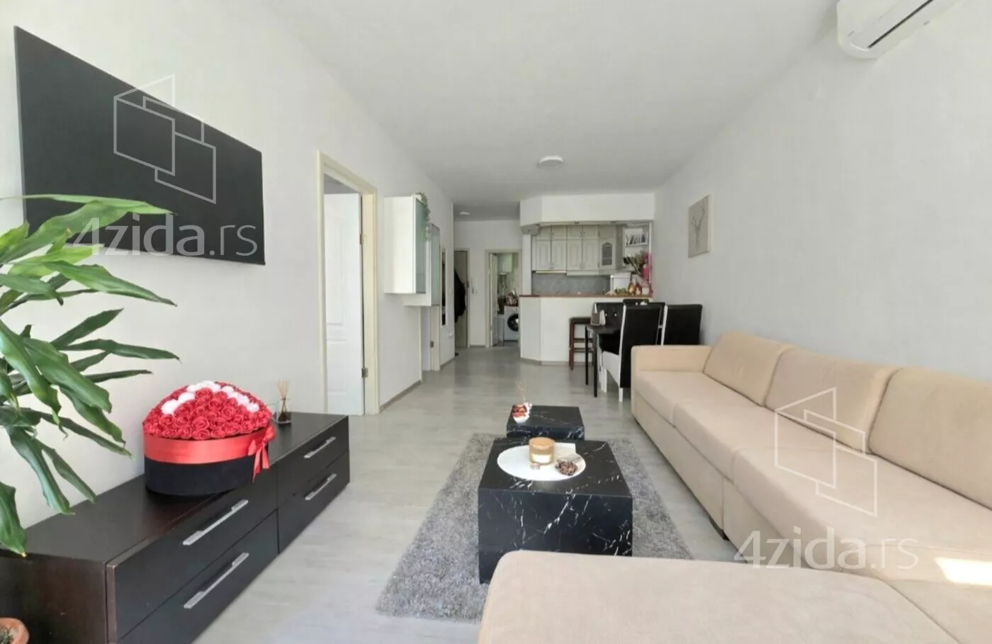 Dvoiposoban stan | 4zida