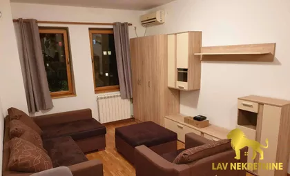 DOŽA ĐERĐA | 4zida.rs