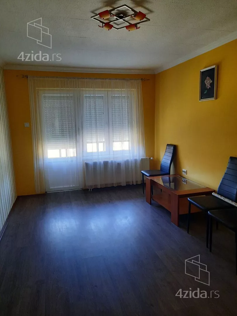 4-etažna kuća | 4zida
