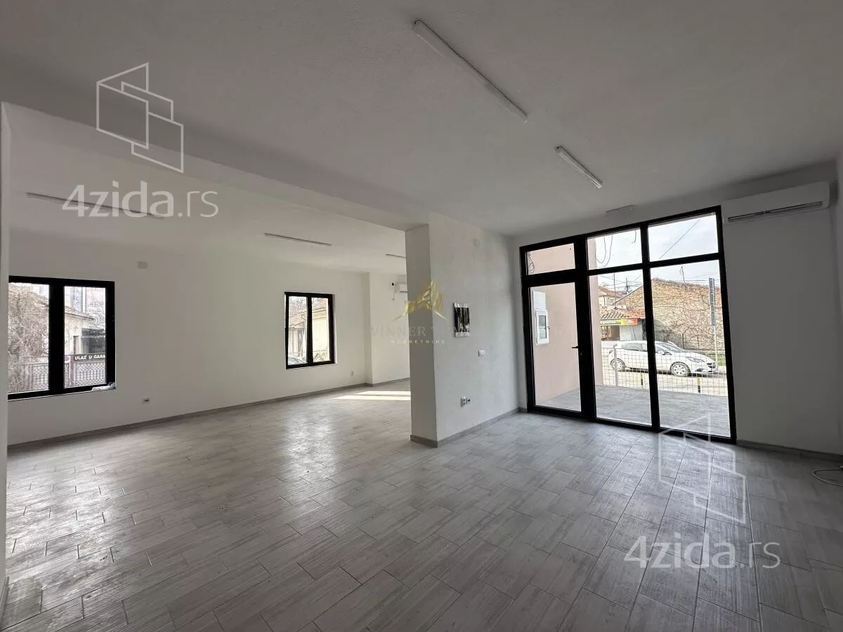 Poslovni prostor | 4zida