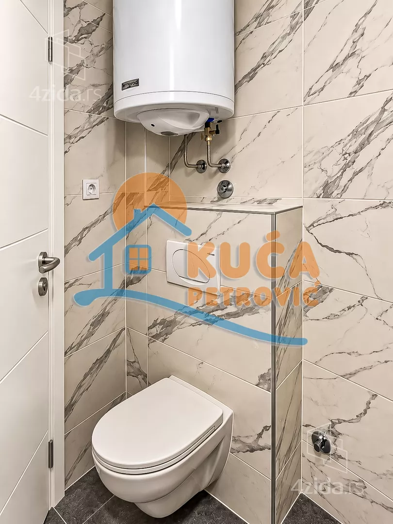 Lokal | 4zida