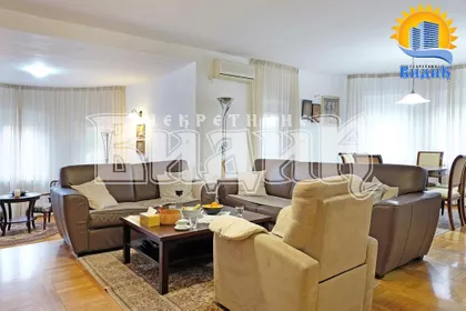 Vuka Karadžića | 4zida.rs