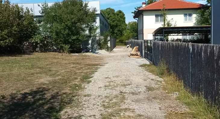 Građevinsko zemljište | 4zida