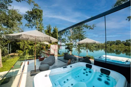 Savski Nasip bb | 4zida.rs