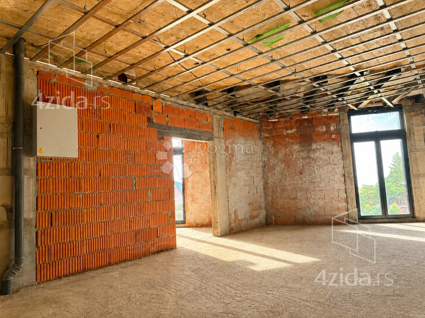 Poslovni prostor | 4zida