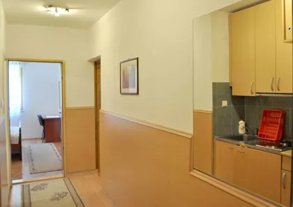 Alekse Popovića 13 | 4zida.rs