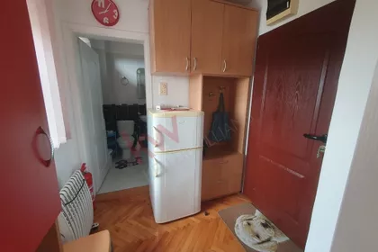 Kosovke devojke | 4zida.rs