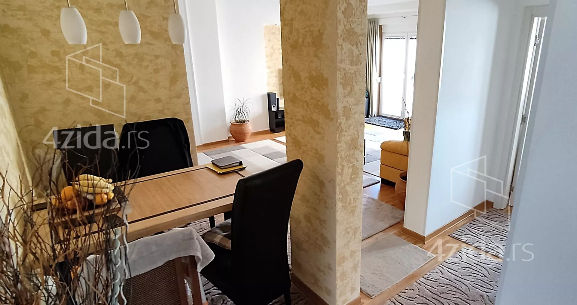 Četvorosoban stan | 4zida