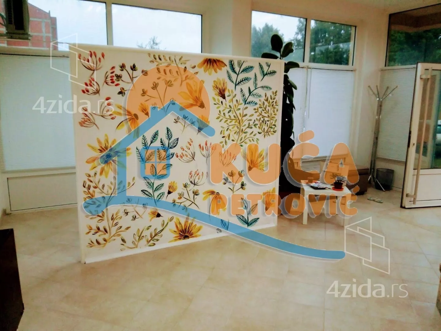 Lokal | 4zida