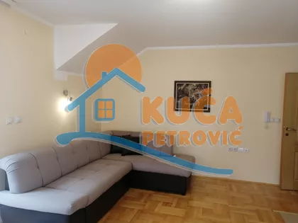 Momčila Milovanovića | 4zida.rs