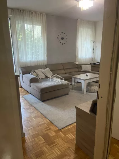 Bratstva i jedinstva | 4zida.rs